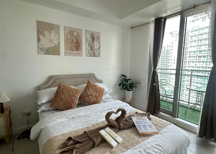 Azure Staycation By Sabben Apartahotel Manila