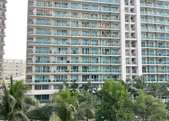 Apartahotel Azure Staycation By Sabben Manila